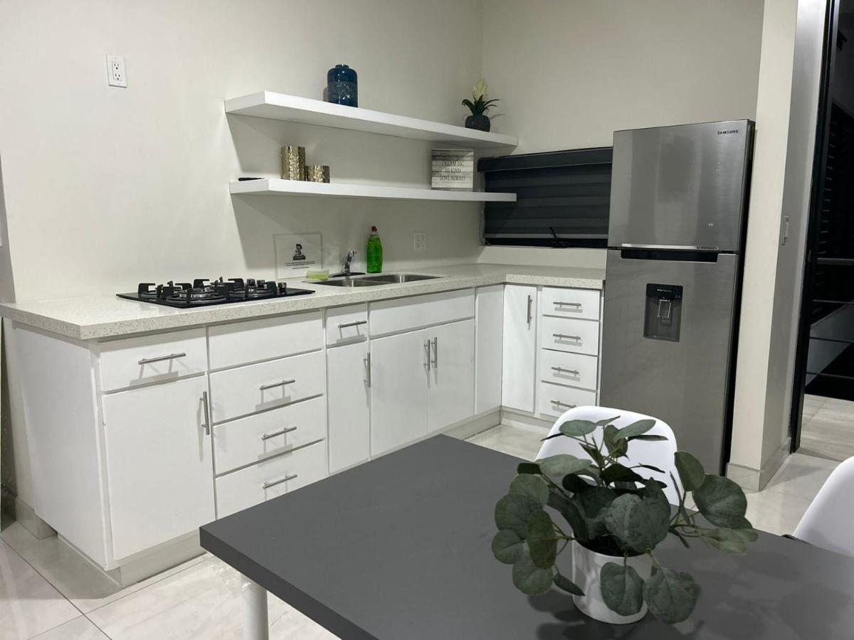 Suites Marvento Ensenada Eksteriør billede